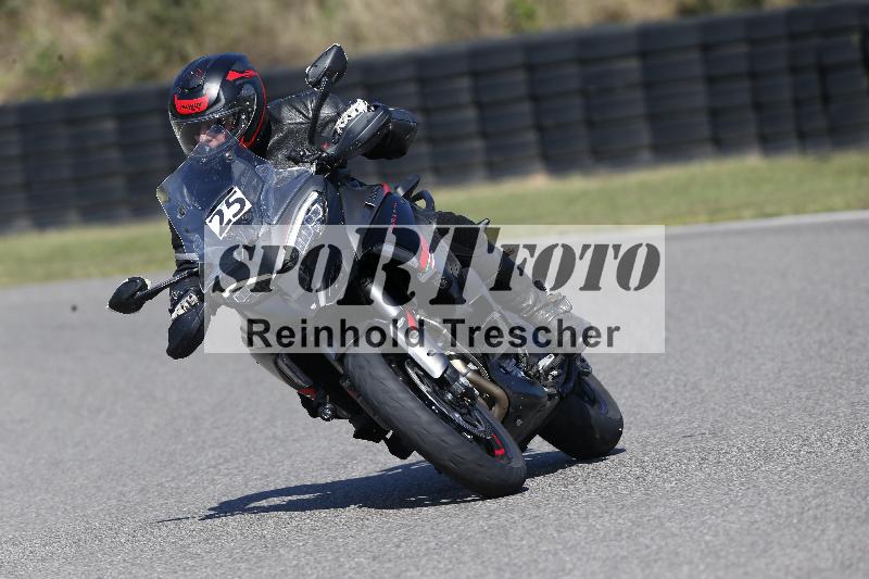 /49 26.08.2025 Cornu Master School ADR/gruen-vert/25